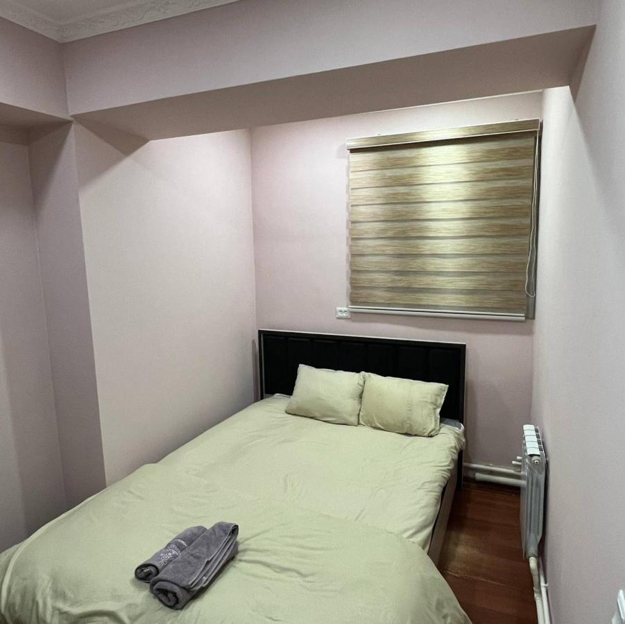 Hotel Avesto2 Urgencz Zewnętrze zdjęcie