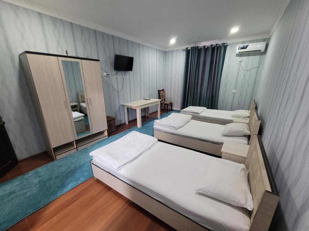 Hotel Avesto2 Urgencz Zewnętrze zdjęcie