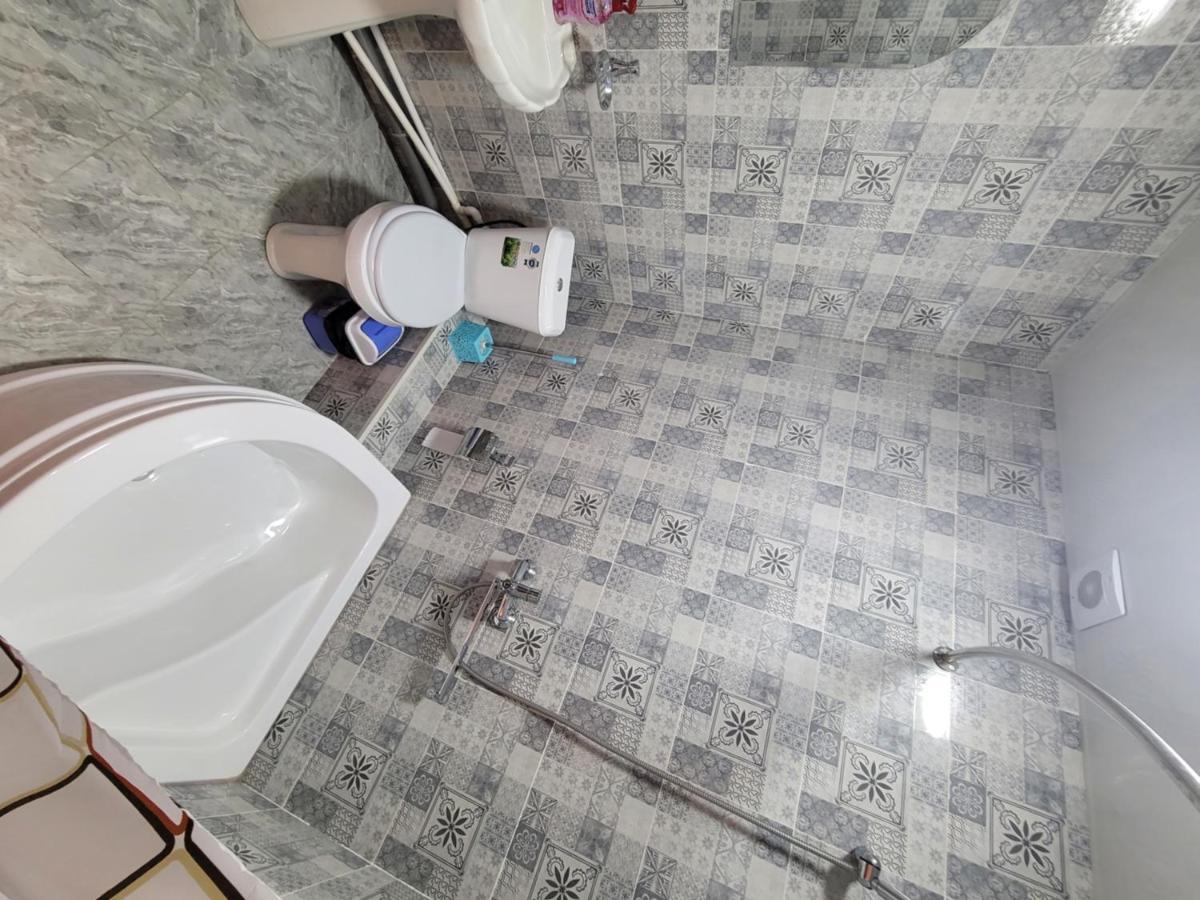 Hotel Avesto2 Urgencz Zewnętrze zdjęcie